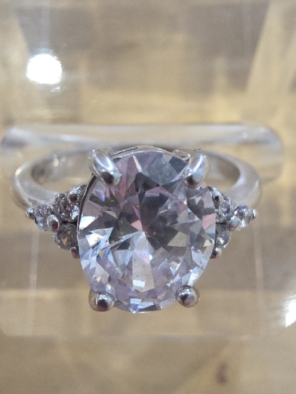💍Classic Silver Oval Cubic Zirconia Solitaire Ring - White